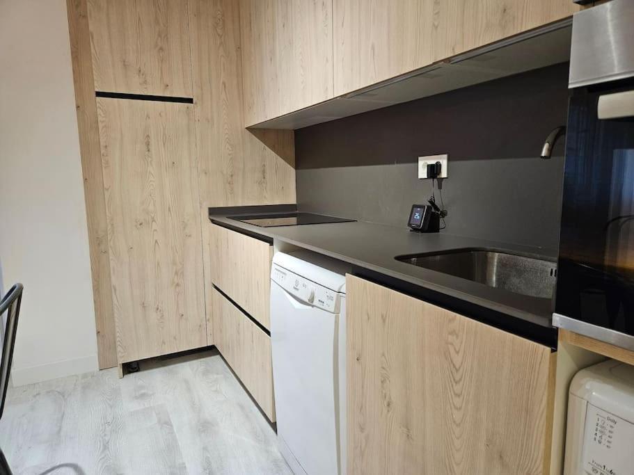 1A108 Amplio Y Moderno Apartamento Gijón Exterior foto